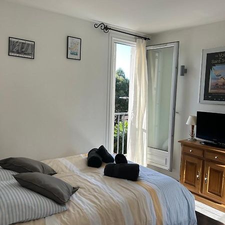Saint Tropez Centre Ville 2 Chambres Parking Екстериор снимка